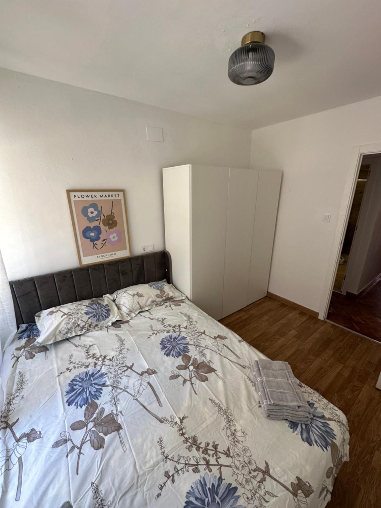 Seashell Apartment In กูลเญรา ภายนอก รูปภาพ